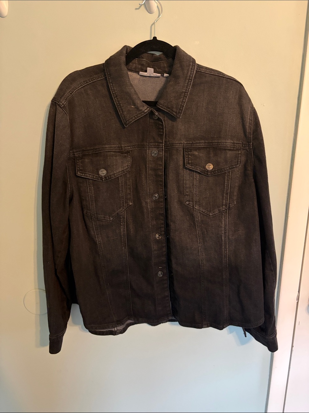 Chico’s black denim shacket, size 4